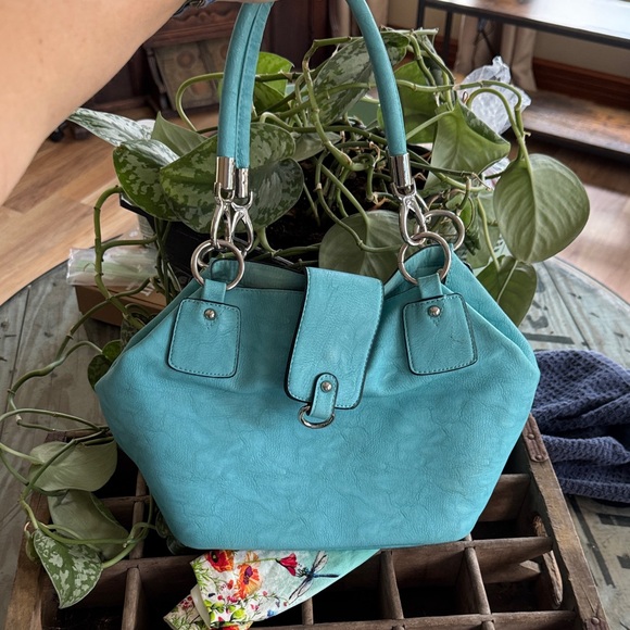 Charming Charlie Turquoise Handbag - Picture 1 of 8